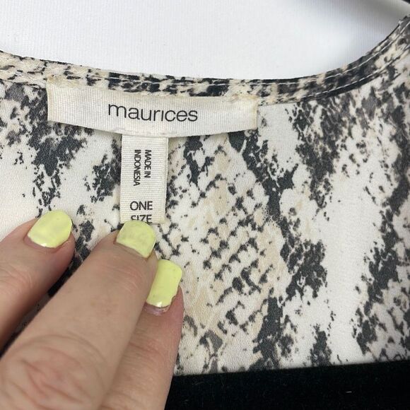 Maurices Women's Snake Skin Print Open Front Kimono Style Cover. One Size - Picture 8 of 9